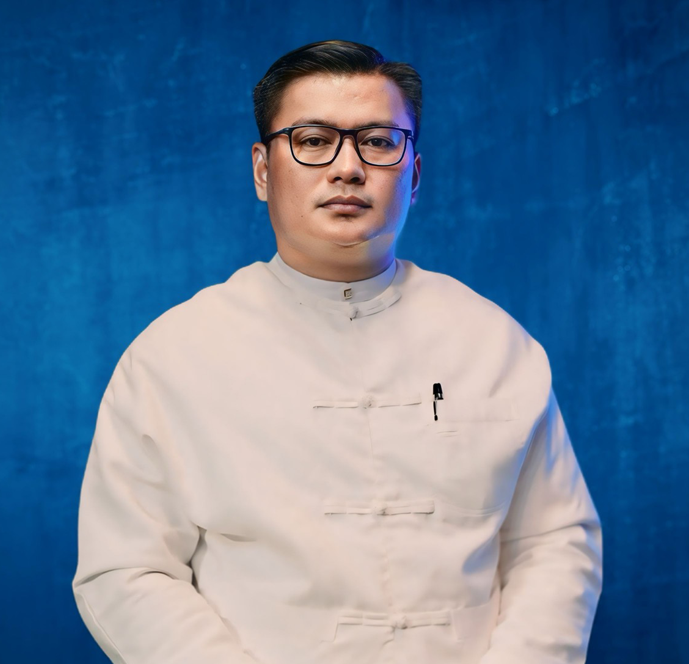 Dr Naing Swe Oo